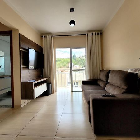 Grande Apt No Centro C/ Cozinha Completa Varanda Pocos de Caldas Bagian luar foto