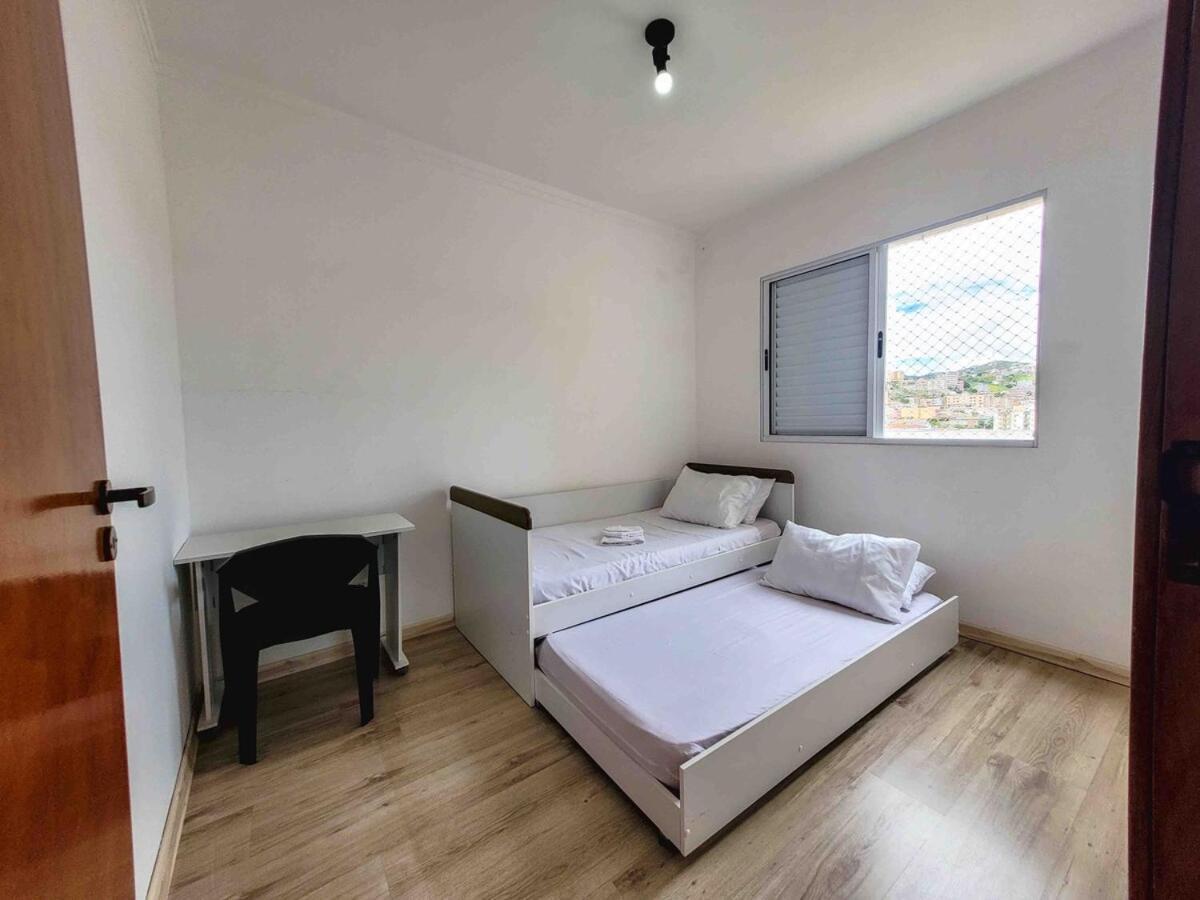 Grande Apt No Centro C/ Cozinha Completa Varanda Pocos de Caldas Bagian luar foto